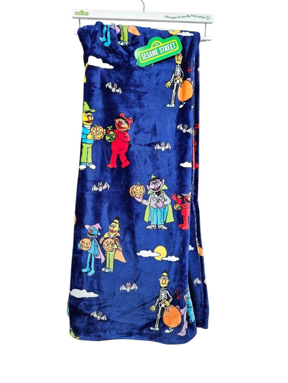 Sesame Street Halloween Throw